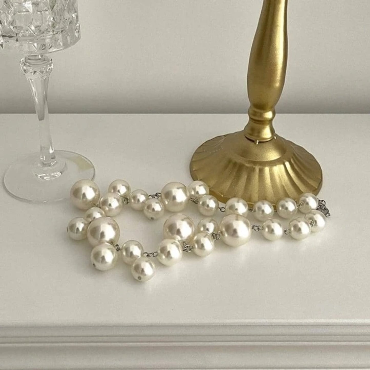 Faux pearl beaded necklace
