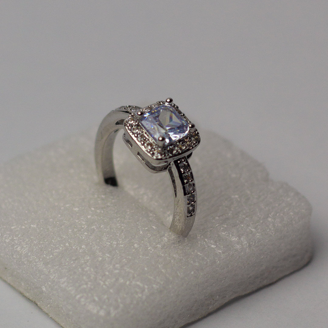 Solitaire square stone