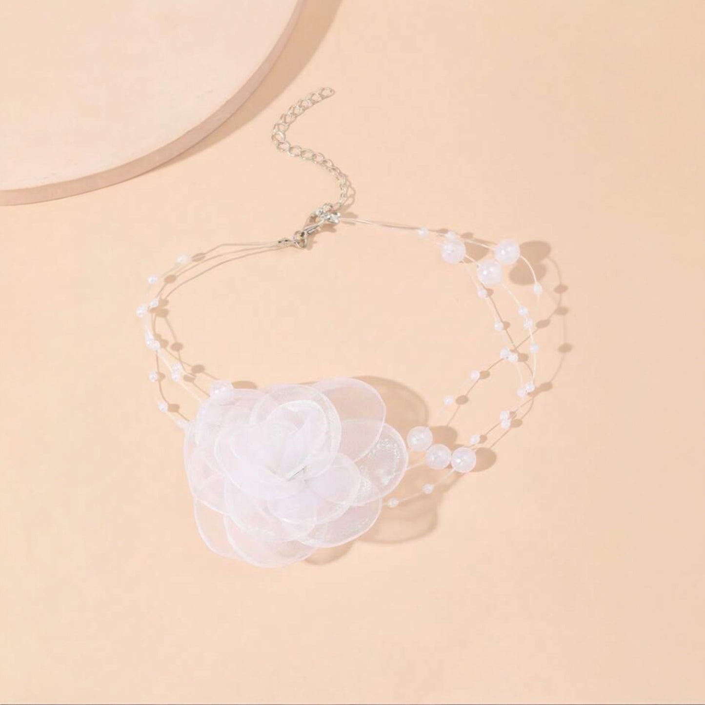 1pcs women’s French style flower &Faux pearl necklace