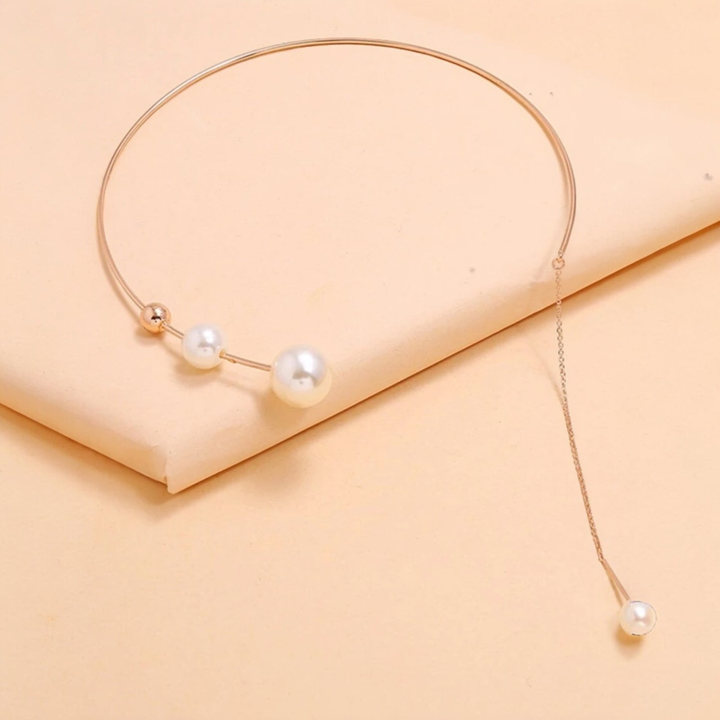 Pearl metal cuff choker