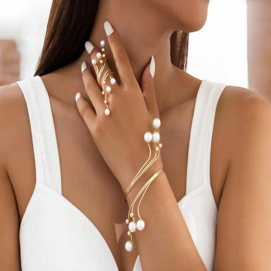 Trendy Pearl set (ring & bracelet )