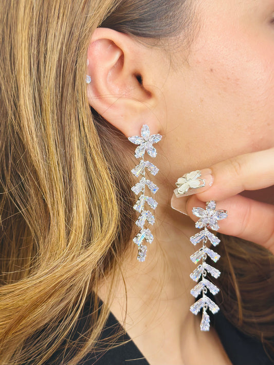 Sparkling zircon  earring