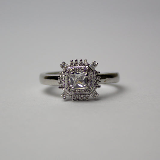 Square solitaire ring