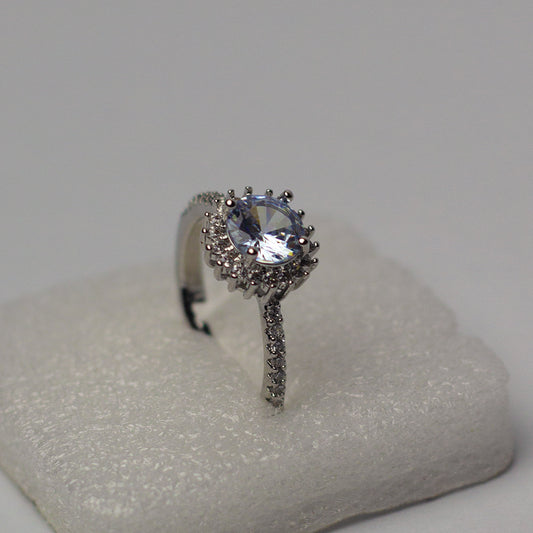 Solitaire ring